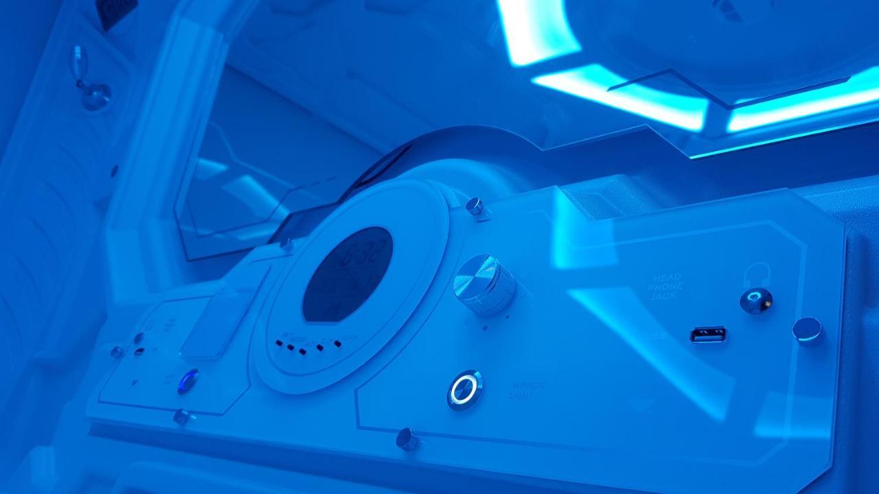 Apollo Capsule Hotel Ende Exteriér fotografie